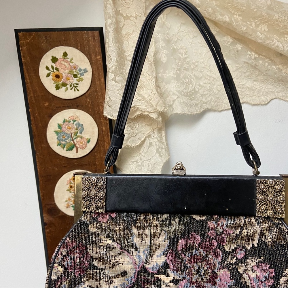 1950’s Bags by Edward • Tapestry Bag - Picture 10 of 13